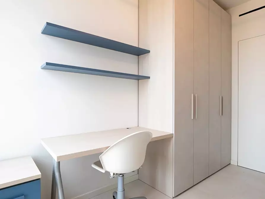 Immagine 18 di Casa trifamiliare in affitto  in via Stresa, 22. a Milano