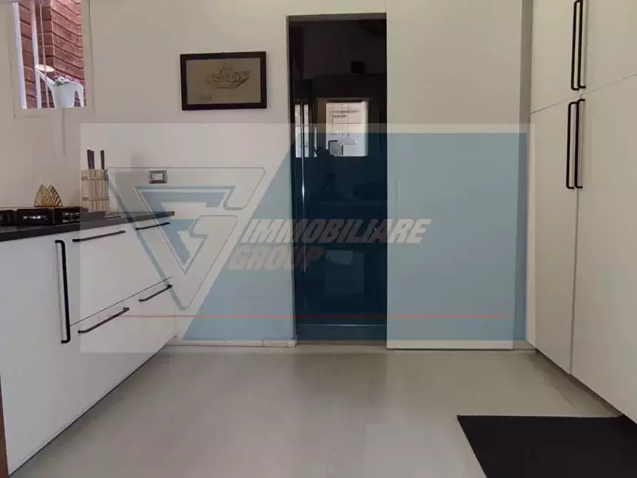 Immagine 6 di Casa trifamiliare in vendita  in Via Cavour a Siracusa