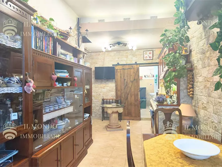 Immagine 48 di Casa trifamiliare in vendita  in Viale Luigi Greco Cretone a Palombara Sabina