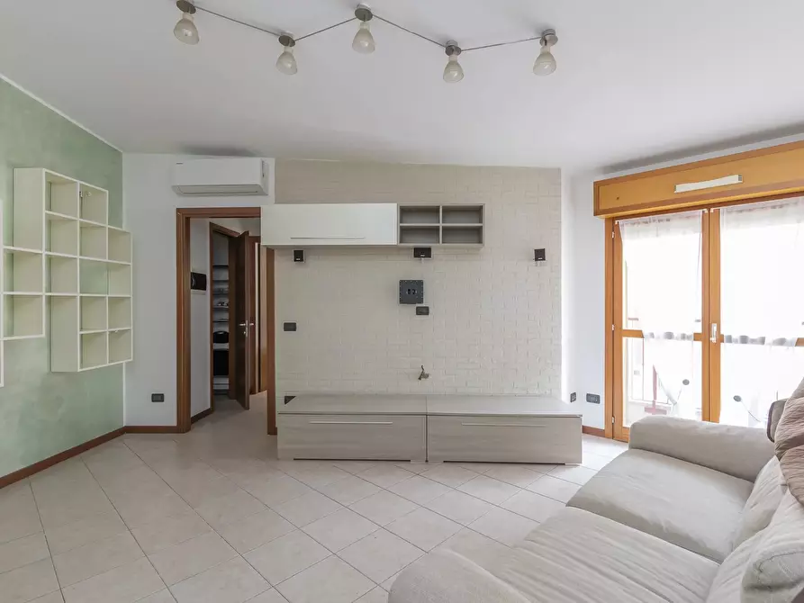 Immagine 1 di Casa trifamiliare in affitto  in Via Ernesto Breda, 140 a Milano