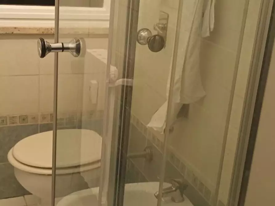 Immagine 16 di Casa trifamiliare in affitto  a Milano