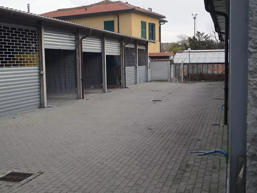 Immagine 5 di Appartamento in vendita  in Via M. E. Basso, 16 a Ventimiglia