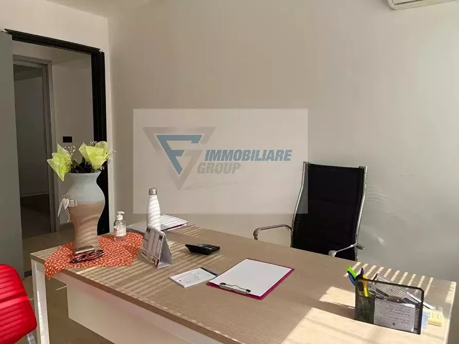 Immagine 26 di Castello in affitto  in Viale Teracati a Siracusa