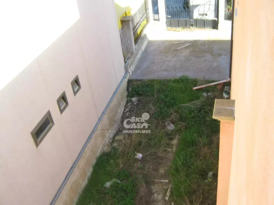 Immagine 52 di Monolocale in vendita  a Marsala