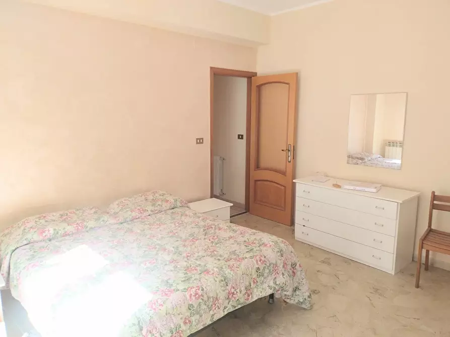 Immagine 13 di Casa trifamiliare in vendita  in Vico Biferno, 15 a Messina