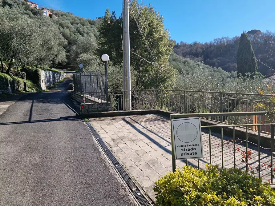 Immagine 7 di Terreno edificabile in vendita  in Via Domenico Canata a Avegno