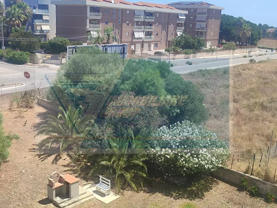 Immagine 7 di Casa trifamiliare in vendita  in Via Monte San Vito a Siracusa