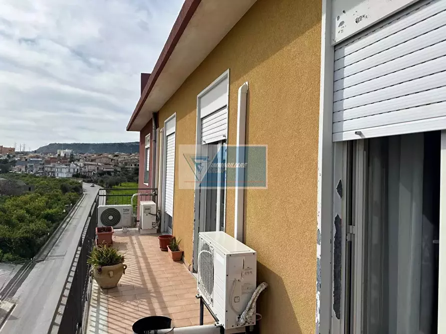 Immagine 15 di Casa trifamiliare in vendita  in Via Salso, 8 a Buccheri