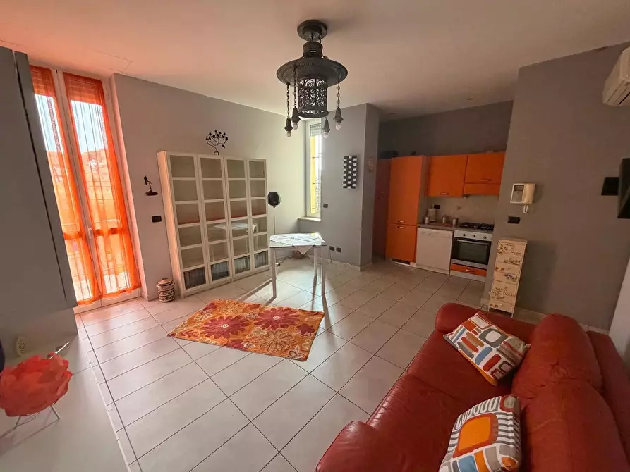 Immagine 2 di Casa trifamiliare in vendita  in Corso Genova, 86 a Ventimiglia