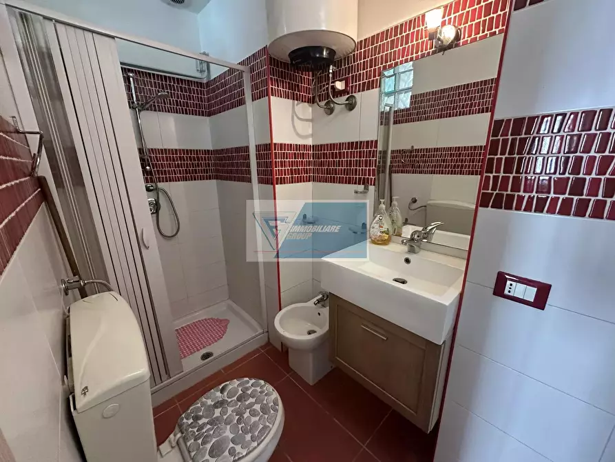 Immagine 6 di Casa trifamiliare in vendita  a Noto