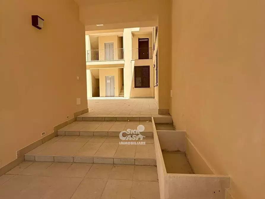 Immagine 9 di Casa trifamiliare in vendita  a Marsala