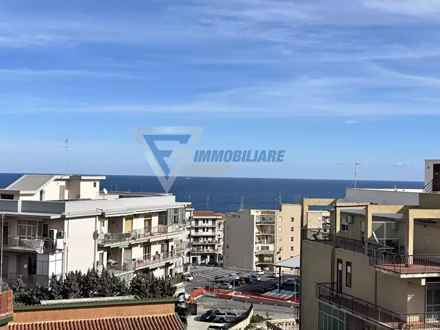 Immagine 1 di Casa trifamiliare in vendita  in Via Filisto a Siracusa
