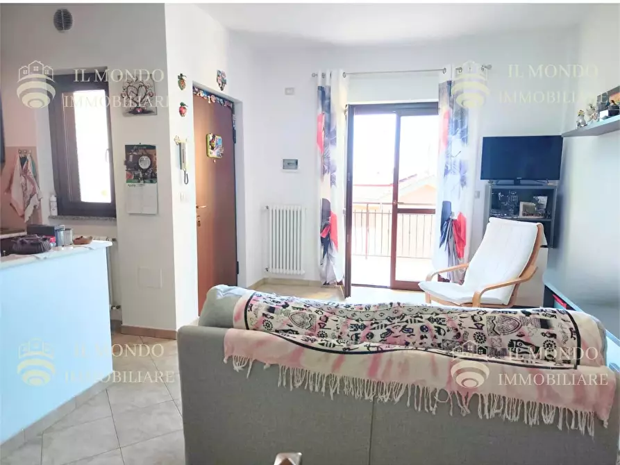 Immagine 5 di Casa trifamiliare in vendita  a Casape