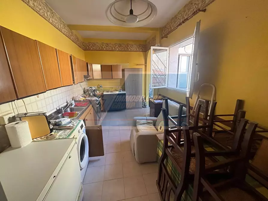 Immagine 6 di Casa trifamiliare in vendita  in Via Bainsizza a Siracusa