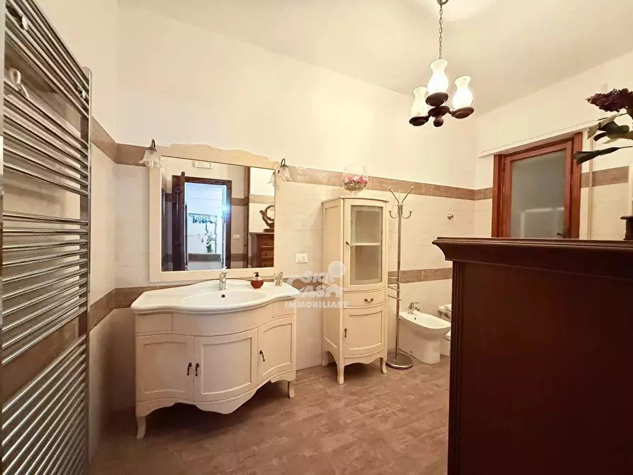 Immagine 19 di Casa trifamiliare in vendita  a Marsala