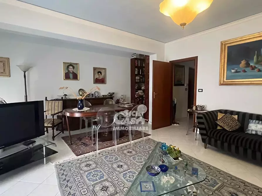 Immagine 35 di Casa trifamiliare in vendita  in via Honor Frost a Marsala