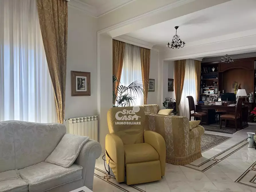 Immagine 4 di Casa trifamiliare in vendita  a Marsala