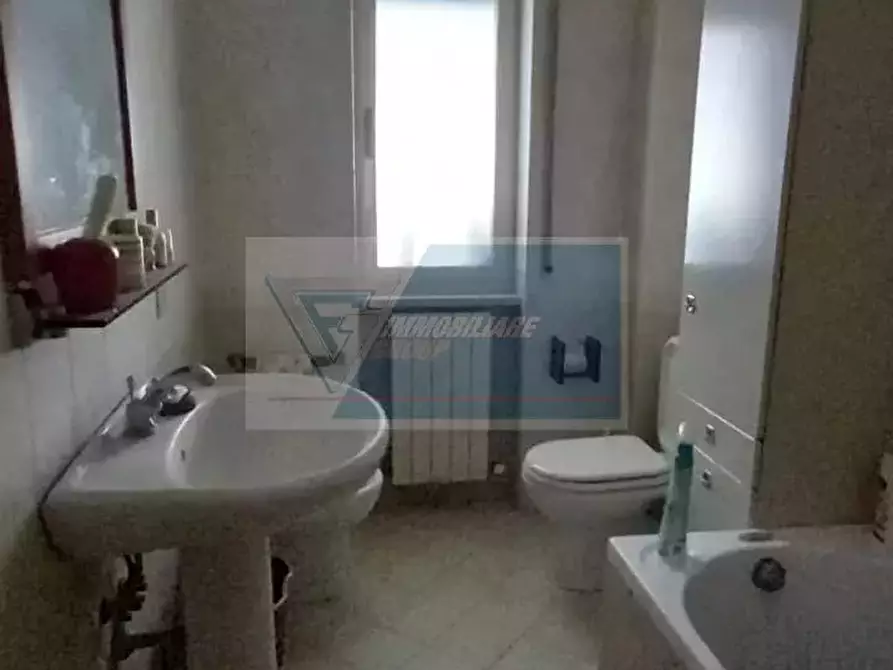 Immagine 16 di Casa trifamiliare in vendita  in Viale Tunisi, 53 a Siracusa