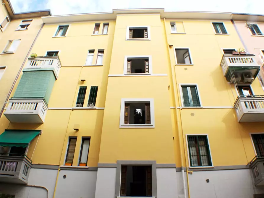 Immagine 3 di Casa trifamiliare in affitto  in Via Abano a Milano