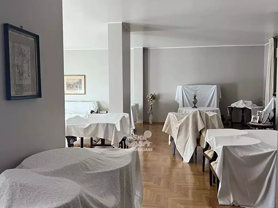 Immagine 9 di Casa trifamiliare in vendita  a Marsala