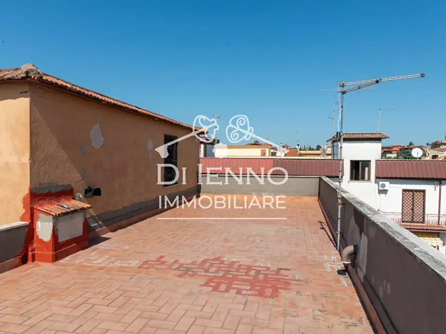 Immagine 28 di Casa trifamiliare in vendita  in Via Siziano a Roma