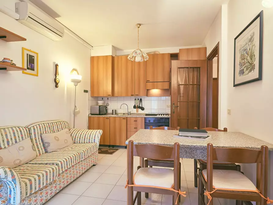 Immagine 11 di Casa trifamiliare in vendita  in Via Asti, 85 a Ceriale