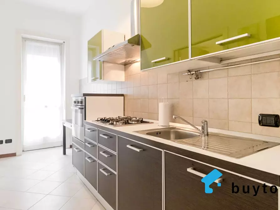 Immagine 6 di Casa trifamiliare in vendita  in Corso Cristoforo Colombo, 1 a Milano