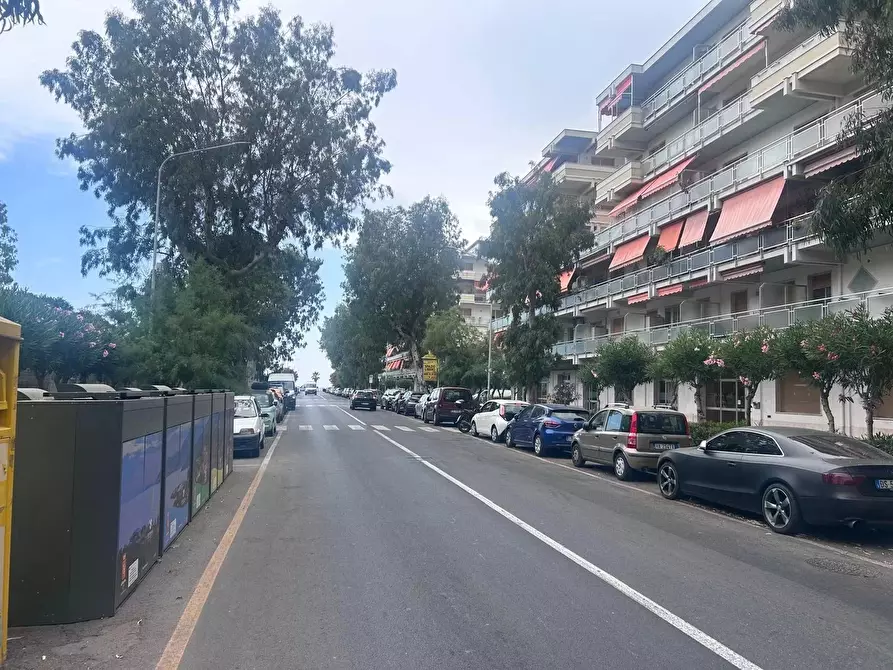 Immagine 6 di Casa trifamiliare in vendita  a Ventimiglia