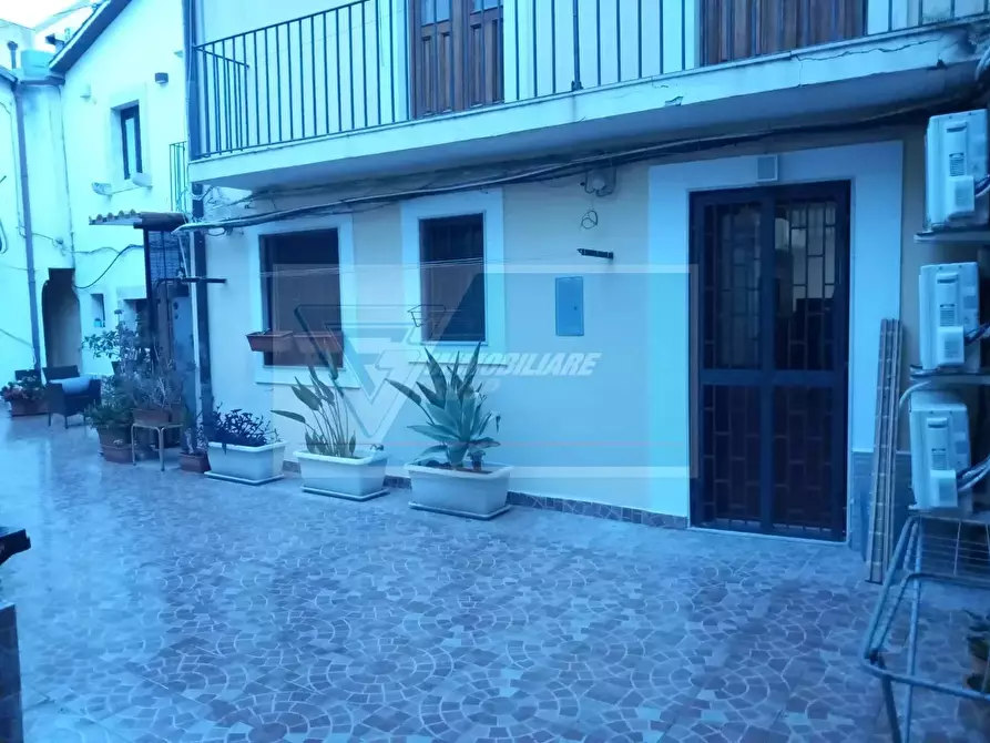 Immagine 27 di Casa trifamiliare in vendita  in via del crocifisso a Siracusa
