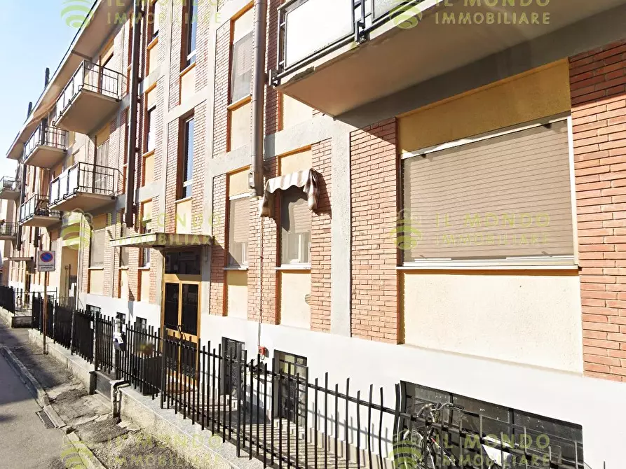 Immagine 1 di Casa trifamiliare in vendita  a Melegnano