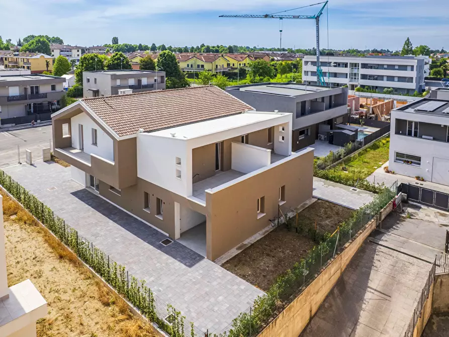Immagine 9 di Terreno edificabile in vendita  a Albignasego