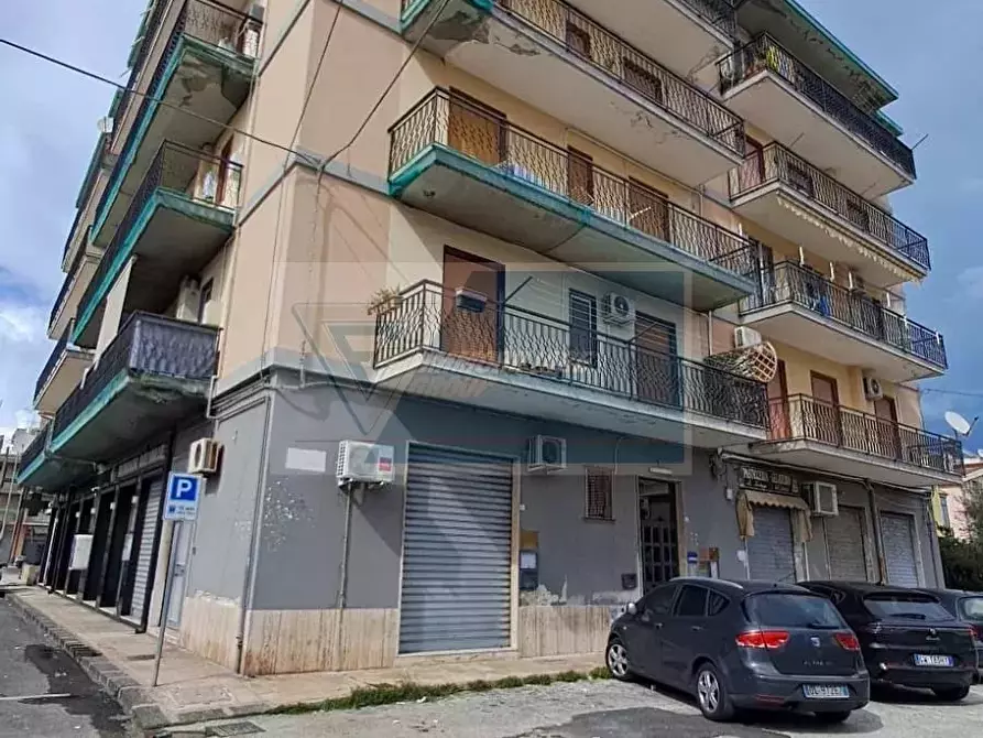 Immagine 2 di Casa trifamiliare in vendita  in Via Portopalo a Siracusa