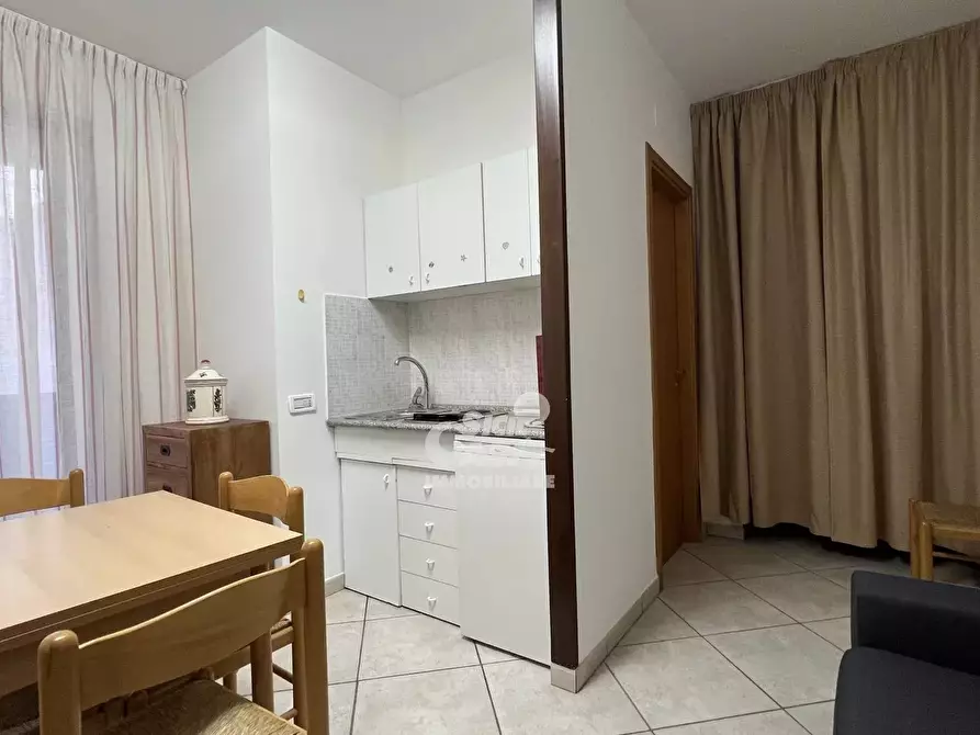 Immagine 18 di Casa trifamiliare in affitto  a Marsala