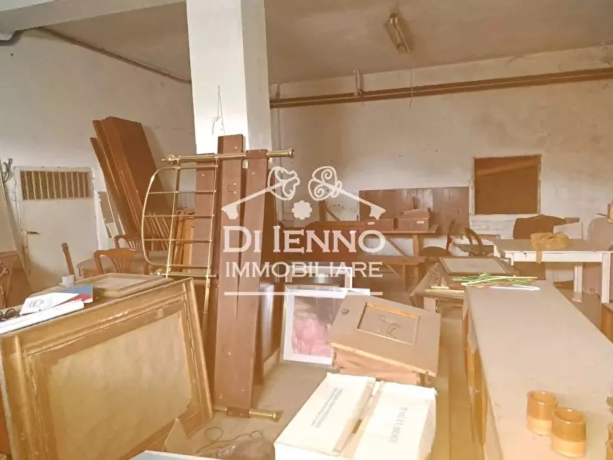 Immagine 9 di Casa trifamiliare in vendita  a Canale Monterano