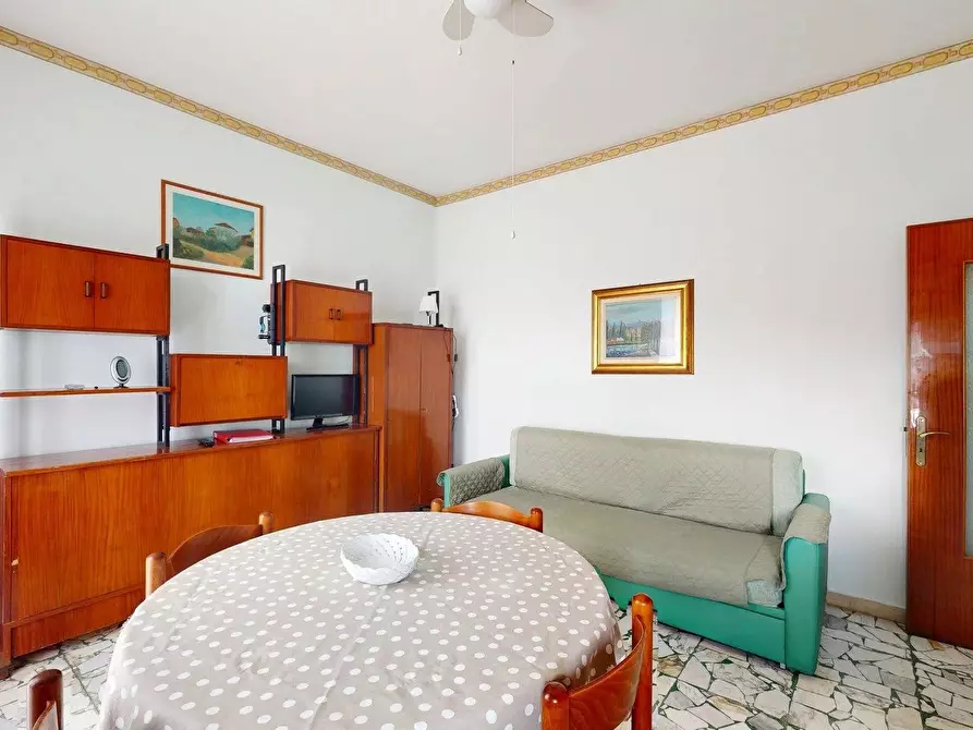 Immagine 7 di Casa trifamiliare in vendita  in Via Ponti 3. a Borghetto Santo Spirito