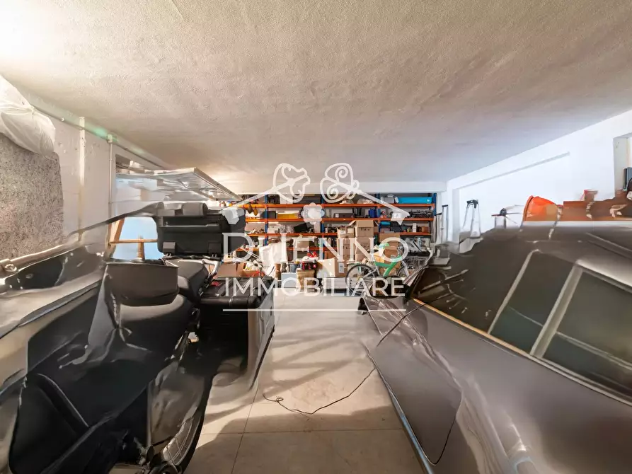 Immagine 5 di Appartamento in vendita  a Roma