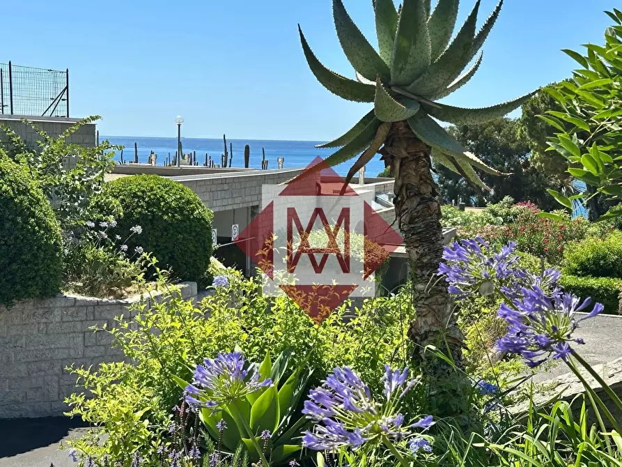 Immagine 14 di Casa trifamiliare in vendita  in Corso Nizza, 17 a Ventimiglia