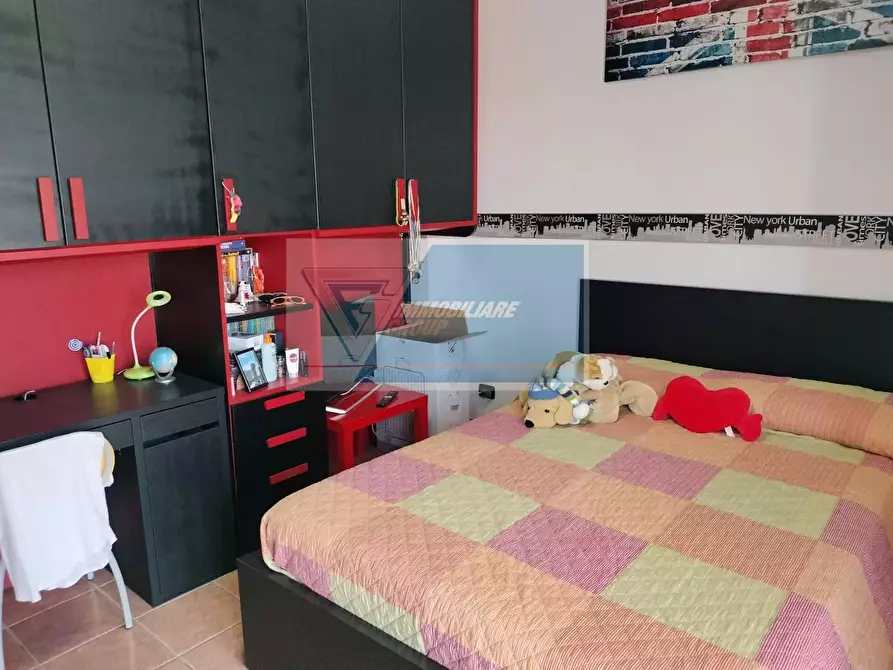 Immagine 21 di Casa trifamiliare in vendita  in Via Avola a Siracusa