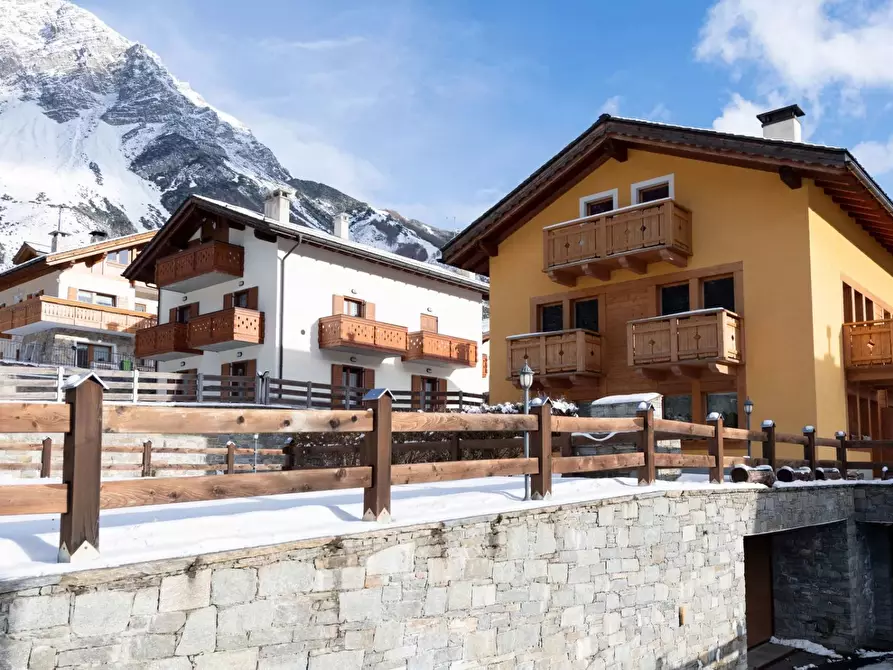 Immagine 43 di Casa trifamiliare in vendita  in Via Adda, 10 a Valdidentro