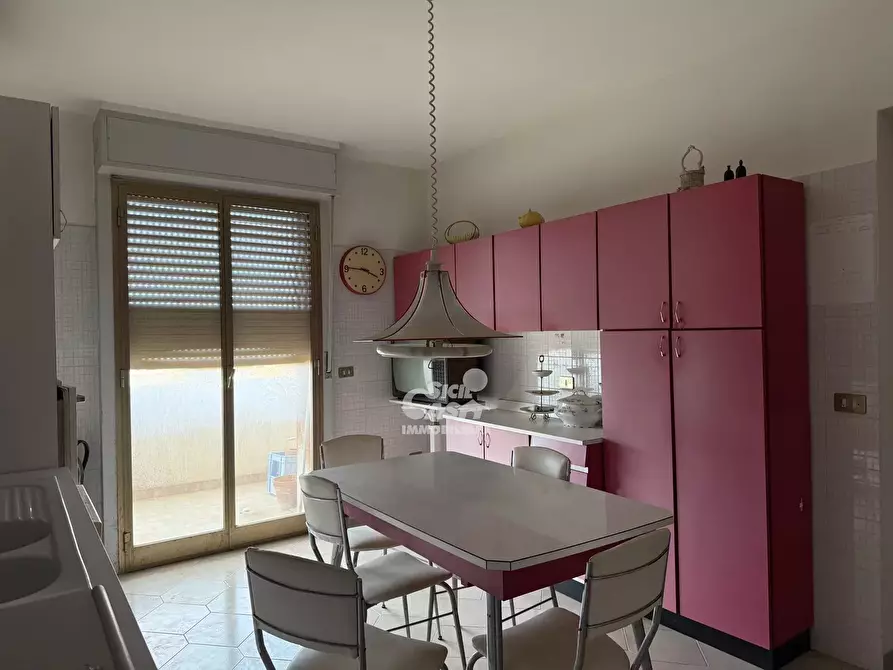 Immagine 8 di Casa trifamiliare in vendita  a Marsala