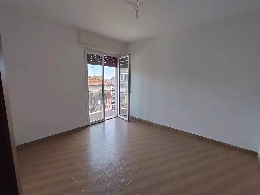 Immagine 9 di Casa trifamiliare in vendita  in Via Luigi Isnardi, 6 a Ventimiglia