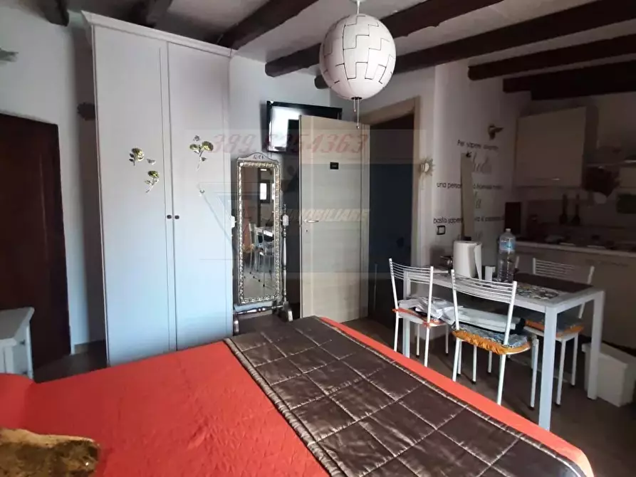 Immagine 11 di Monolocale in vendita  in Via Resalibera a Siracusa