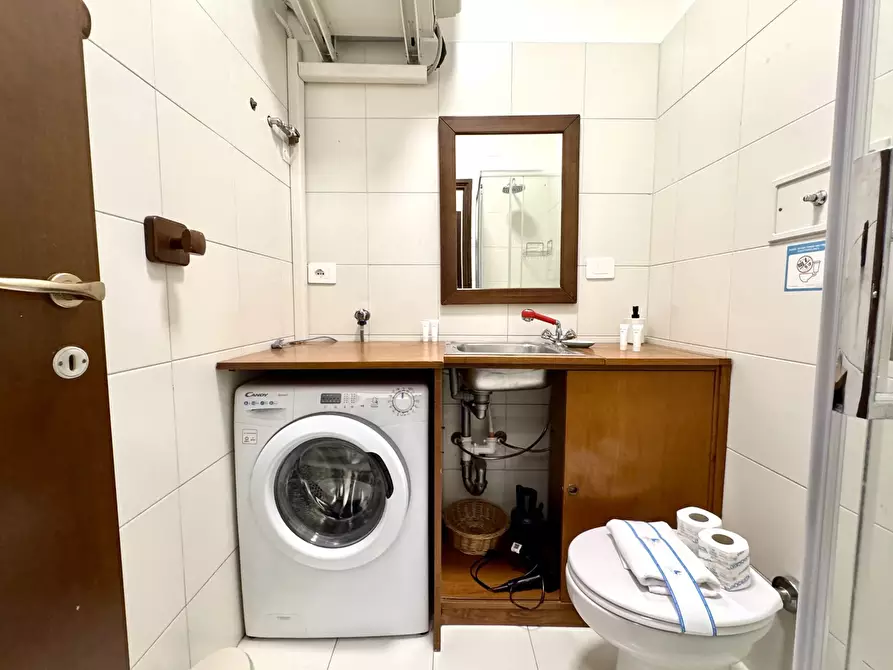 Immagine 14 di Casa trifamiliare in vendita  in Via Lazzaro Palazzi, 6 a Milano