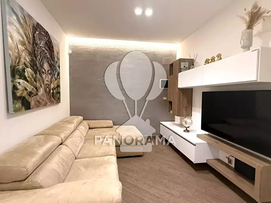 Immagine 10 di Casa trifamiliare in vendita  in Via Galileo Galilei a Balestrate