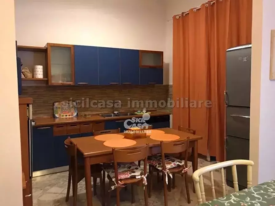 Immagine 13 di Casa trifamiliare in vendita  a Marsala