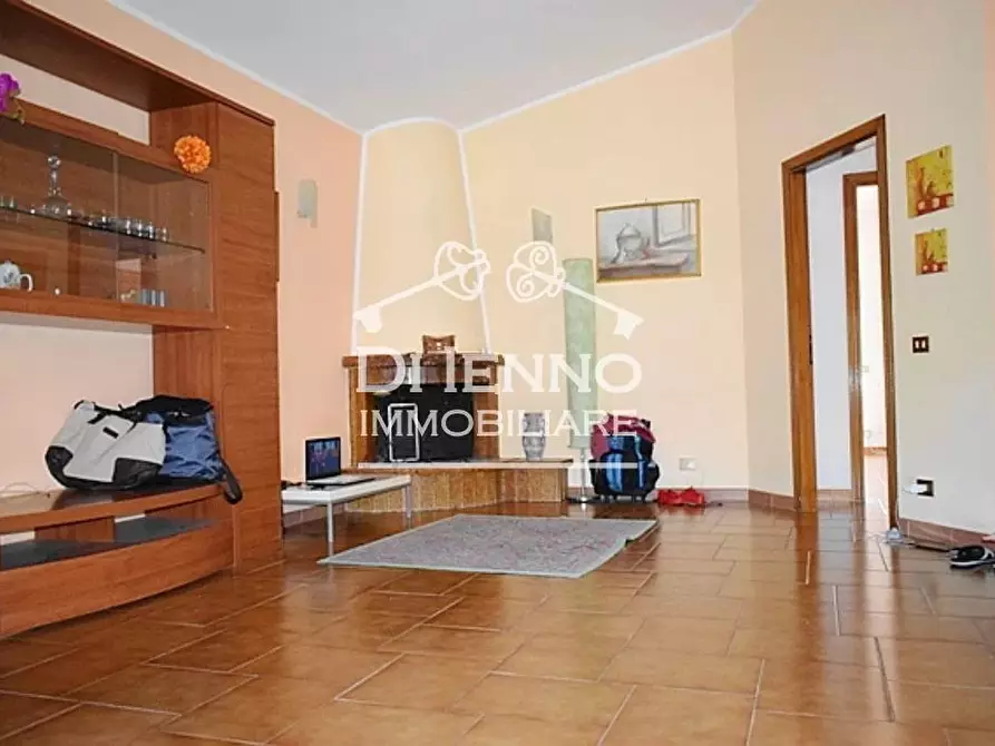 Immagine 6 di Casa trifamiliare in vendita  a Rignano Flaminio