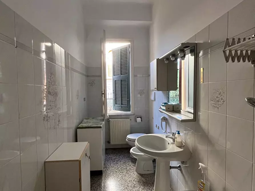Immagine 16 di Casa trifamiliare in vendita  in Corso Buenos Aires a Chiavari
