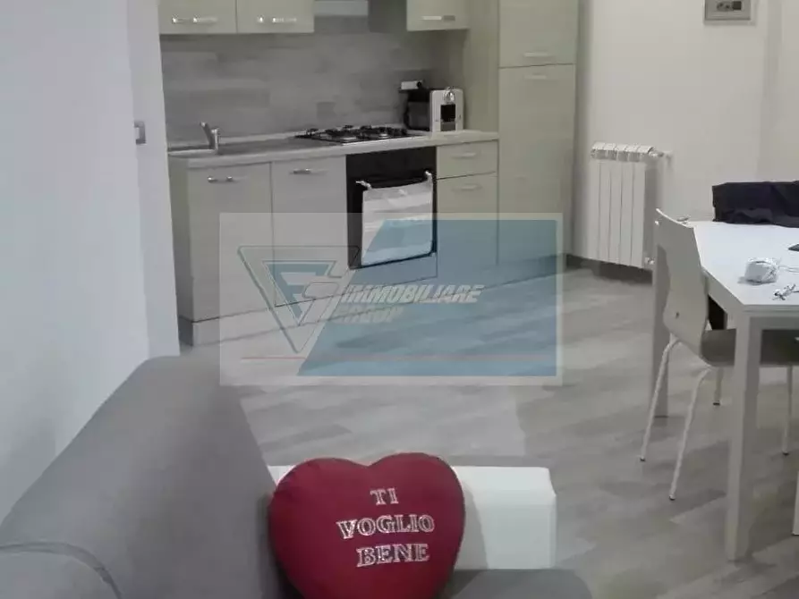 Immagine 4 di Casa trifamiliare in vendita  in Via Socrate a Siracusa