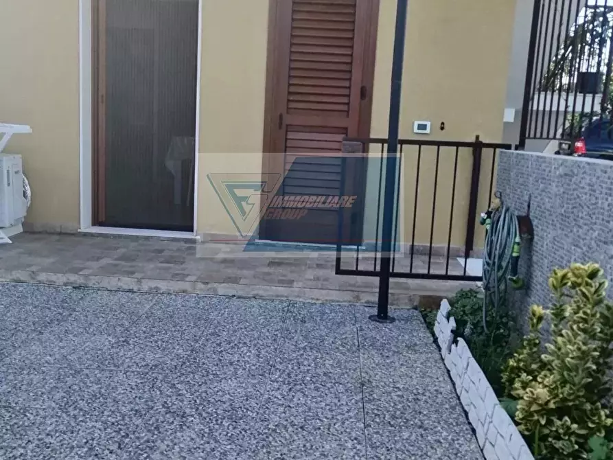 Immagine 3 di Casa trifamiliare in vendita  a Buccheri
