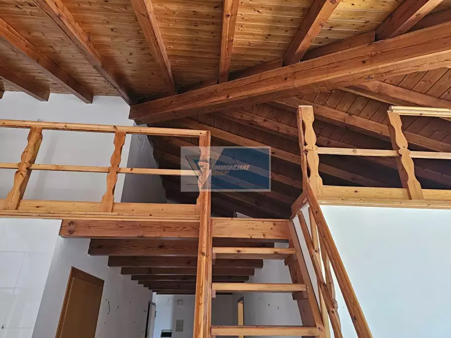 Immagine 16 di Casa trifamiliare in vendita  in Via del Gelsomino a Floridia